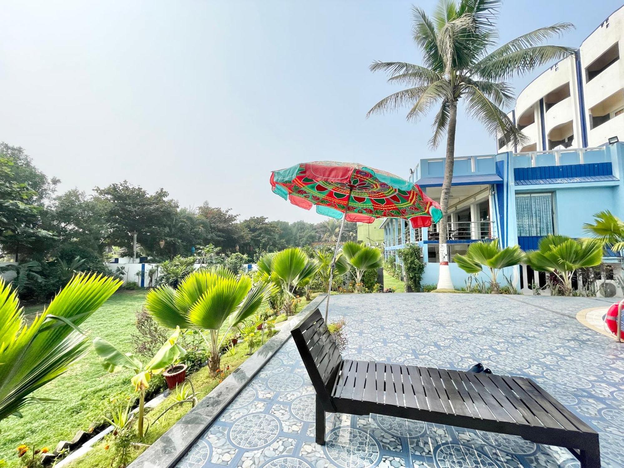 Hotel V-I Near Sea , Puri Private-Park -Gym-Spa Fully-Airconditioned-Hotel Lift-And-Parking-Facilities Breakfast-Included 외부 사진