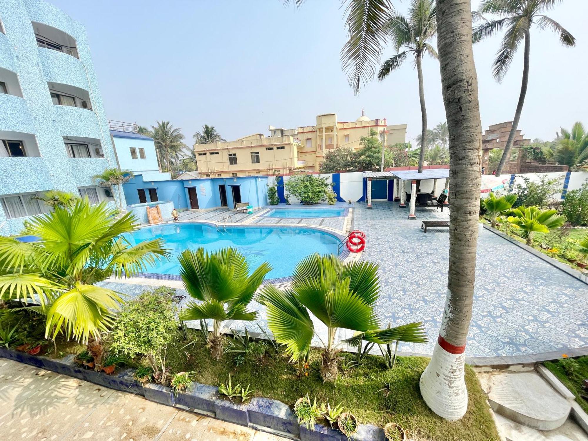 Hotel V-I Near Sea , Puri Private-Park -Gym-Spa Fully-Airconditioned-Hotel Lift-And-Parking-Facilities Breakfast-Included 외부 사진