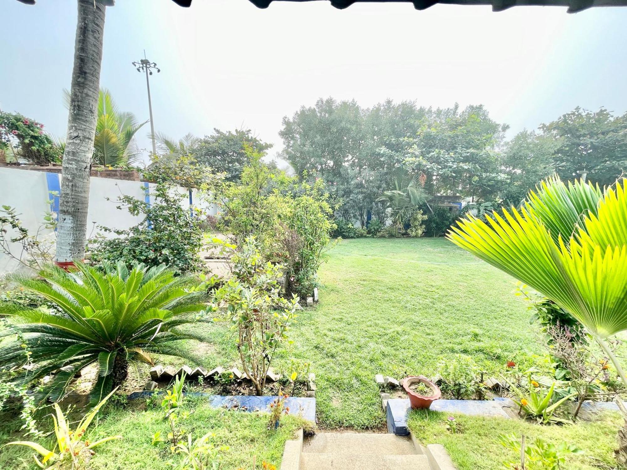 Hotel V-I Near Sea , Puri Private-Park -Gym-Spa Fully-Airconditioned-Hotel Lift-And-Parking-Facilities Breakfast-Included 외부 사진