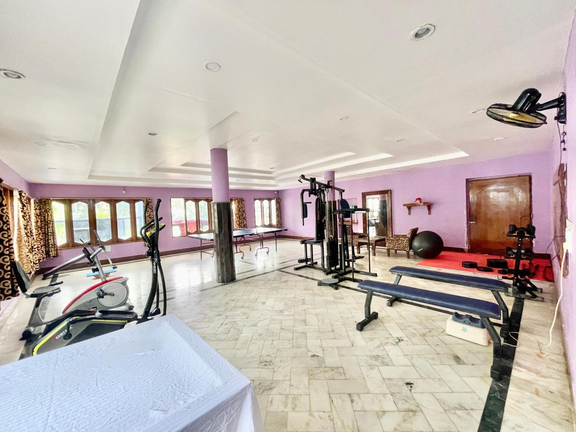 Hotel V-I Near Sea , Puri Private-Park -Gym-Spa Fully-Airconditioned-Hotel Lift-And-Parking-Facilities Breakfast-Included 외부 사진