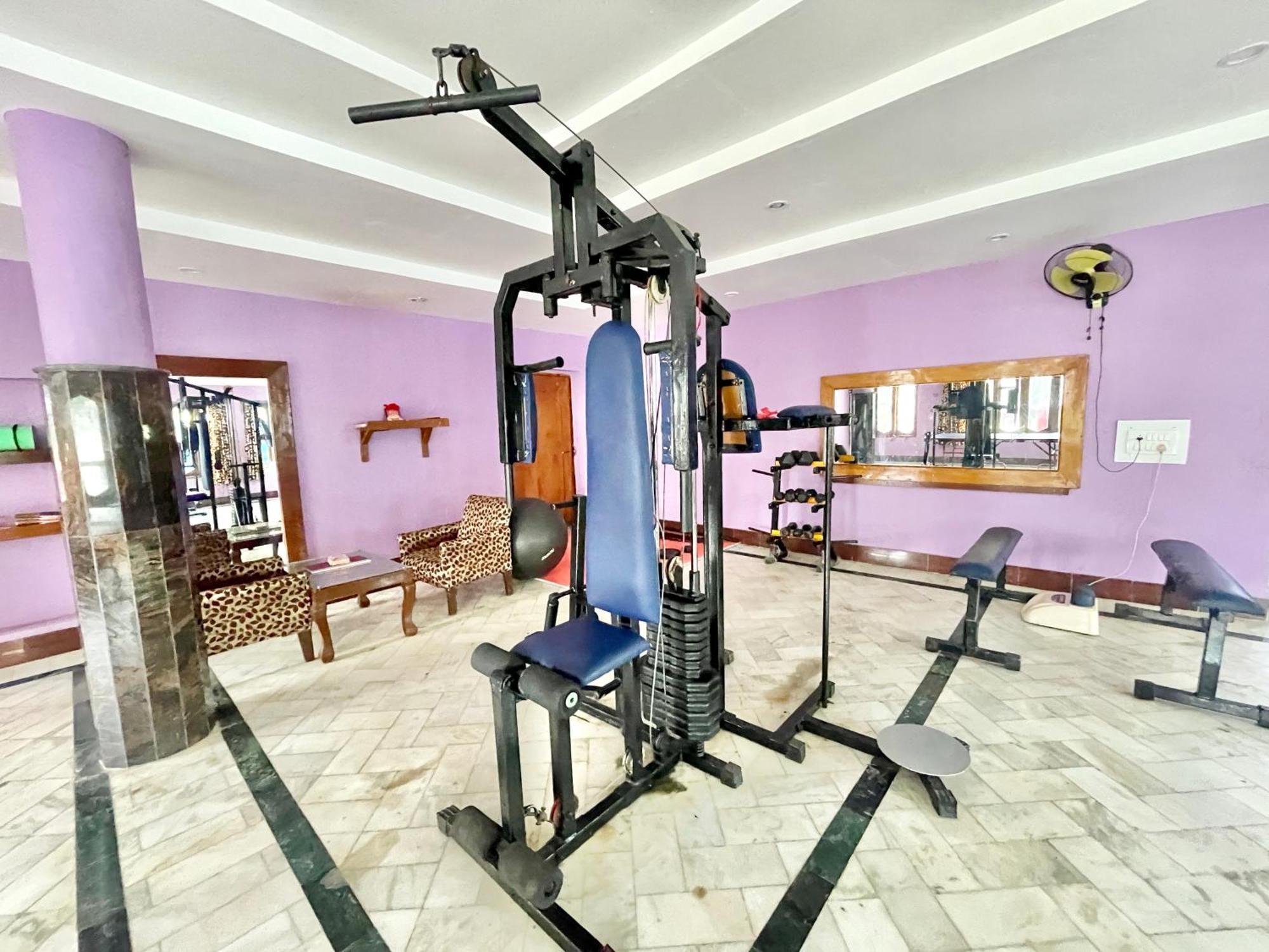 Hotel V-I Near Sea , Puri Private-Park -Gym-Spa Fully-Airconditioned-Hotel Lift-And-Parking-Facilities Breakfast-Included 외부 사진
