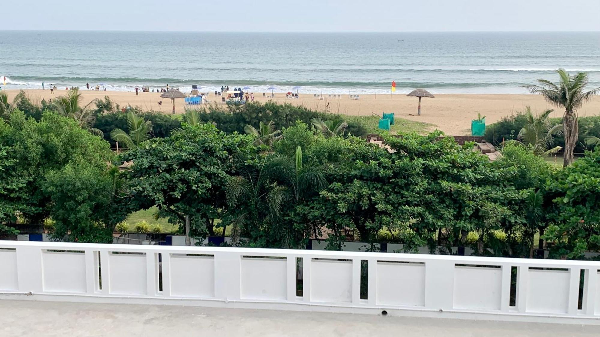 Hotel V-I Near Sea , Puri Private-Park -Gym-Spa Fully-Airconditioned-Hotel Lift-And-Parking-Facilities Breakfast-Included 외부 사진